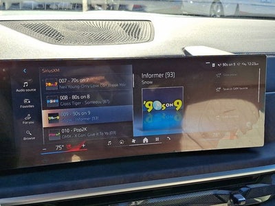 2025 BMW X7 xDrive40i Sports Activity Vehicle