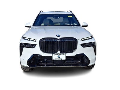 2025 BMW X7 xDrive40i Sports Activity Vehicle