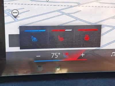 2025 BMW X7 xDrive40i Sports Activity Vehicle