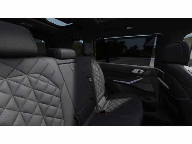 2027 BMW X7 xDrive40i Sports Activity Vehicle