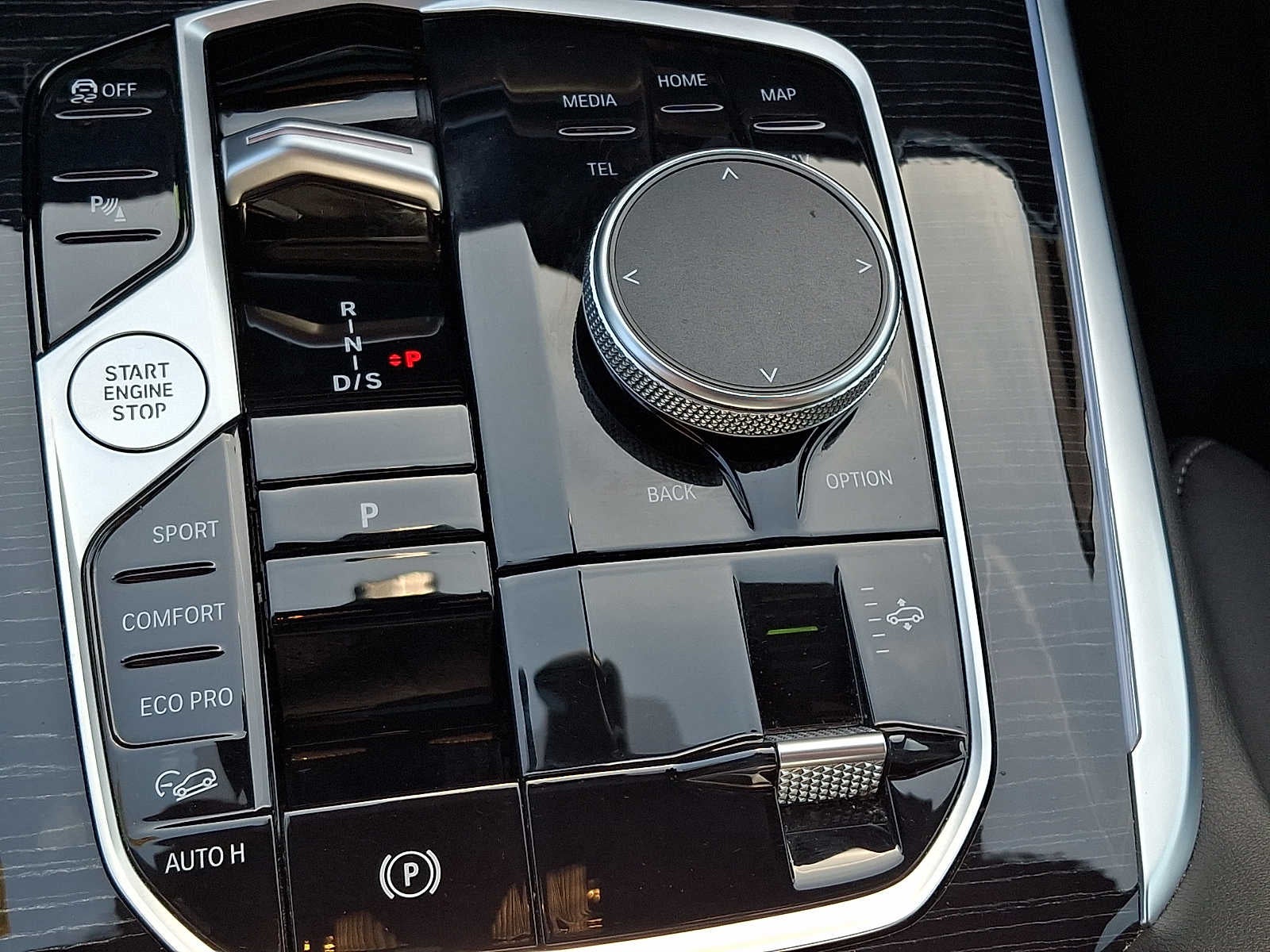 2024 BMW X7 xDrive40i Sports Activity Vehicle