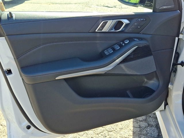 2024 BMW X7 xDrive40i Sports Activity Vehicle