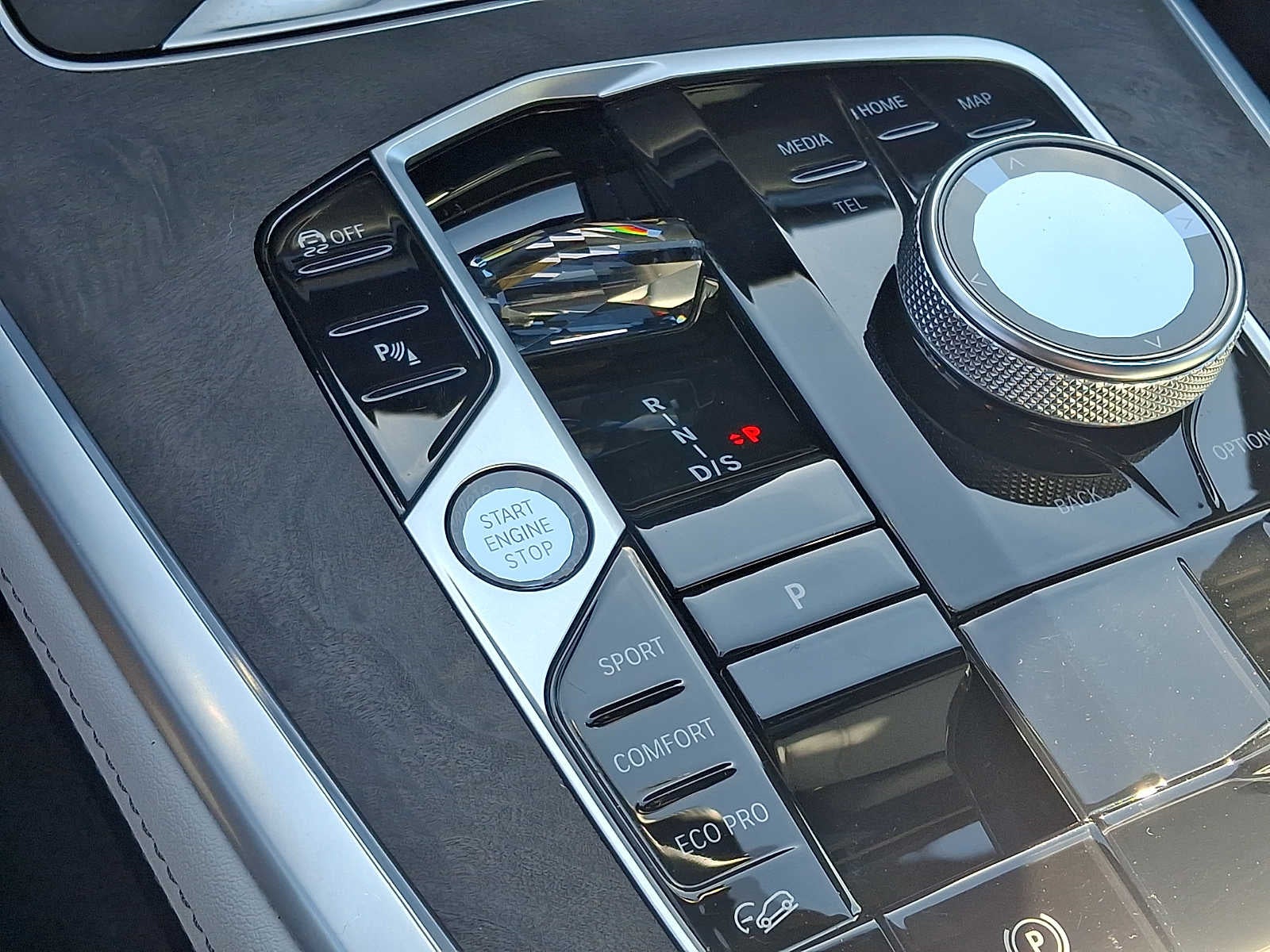 2024 BMW X7 xDrive40i Sports Activity Vehicle