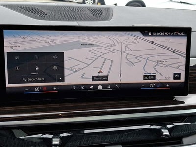 2025 BMW X7 xDrive40i Sports Activity Vehicle
