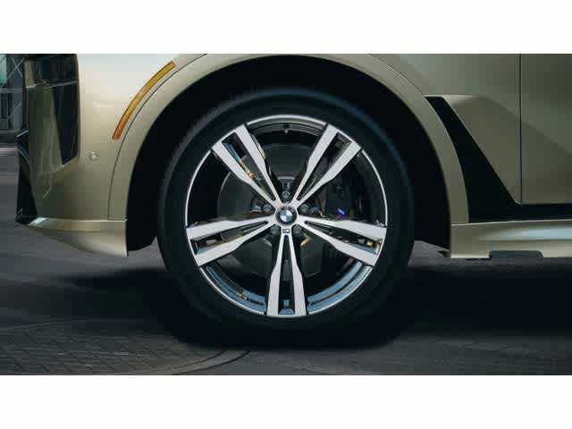 2026 BMW X7 xDrive40i Sports Activity Vehicle