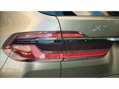 2026 BMW X7 xDrive40i Sports Activity Vehicle