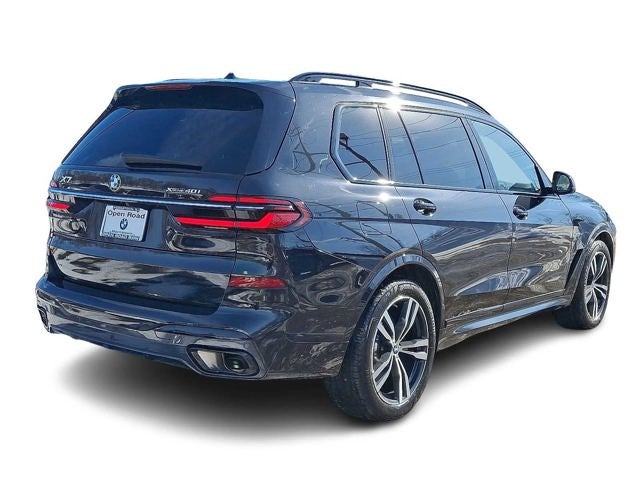 2023 BMW X7 xDrive40i Sports Activity Vehicle