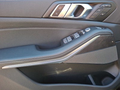 2025 BMW X7 xDrive40i Sports Activity Vehicle
