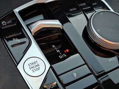 2025 BMW X7 xDrive40i Sports Activity Vehicle