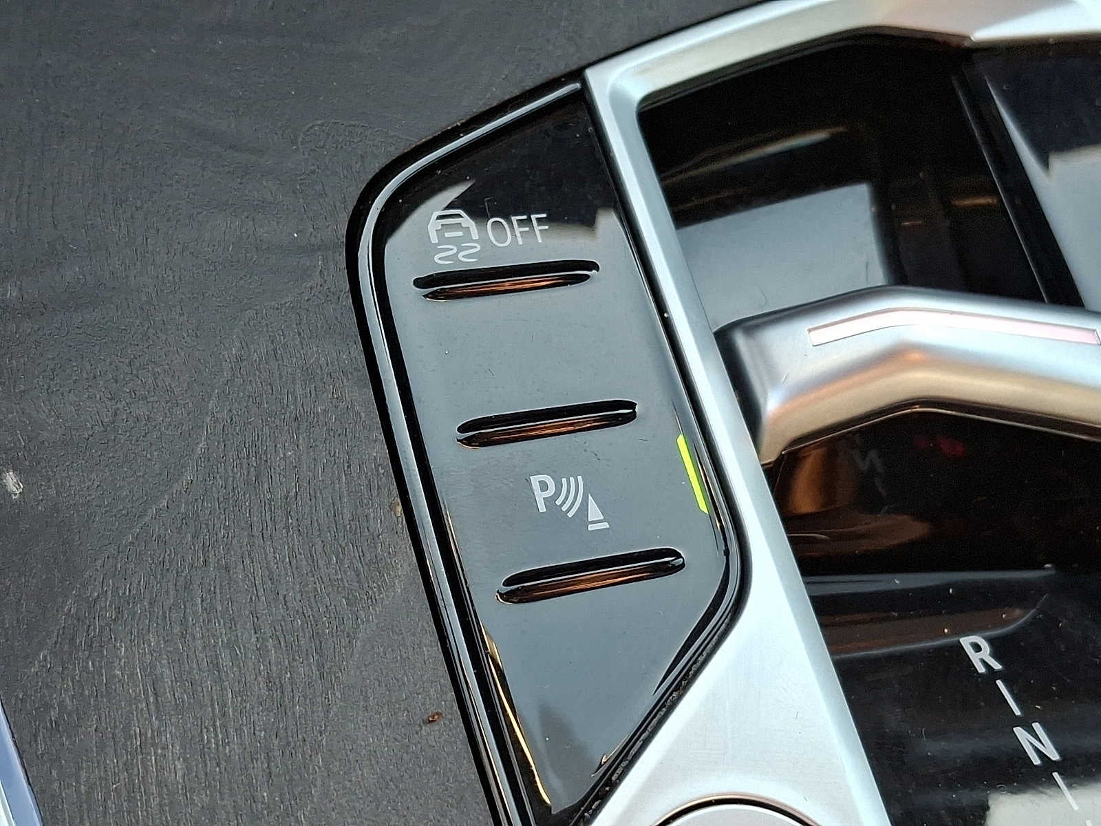 2025 BMW X7 xDrive40i Sports Activity Vehicle