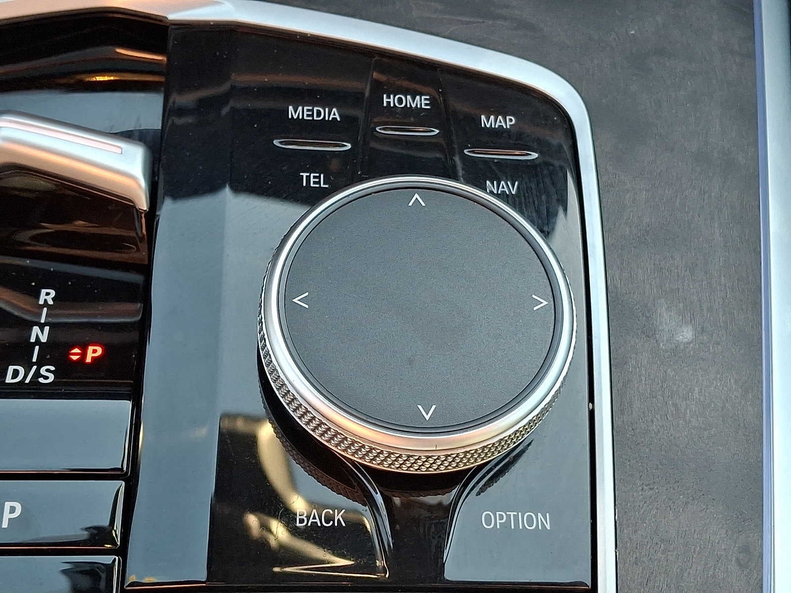 2025 BMW X7 xDrive40i Sports Activity Vehicle