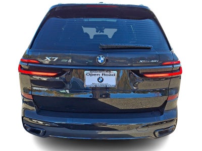 2025 BMW X7 xDrive40i Sports Activity Vehicle