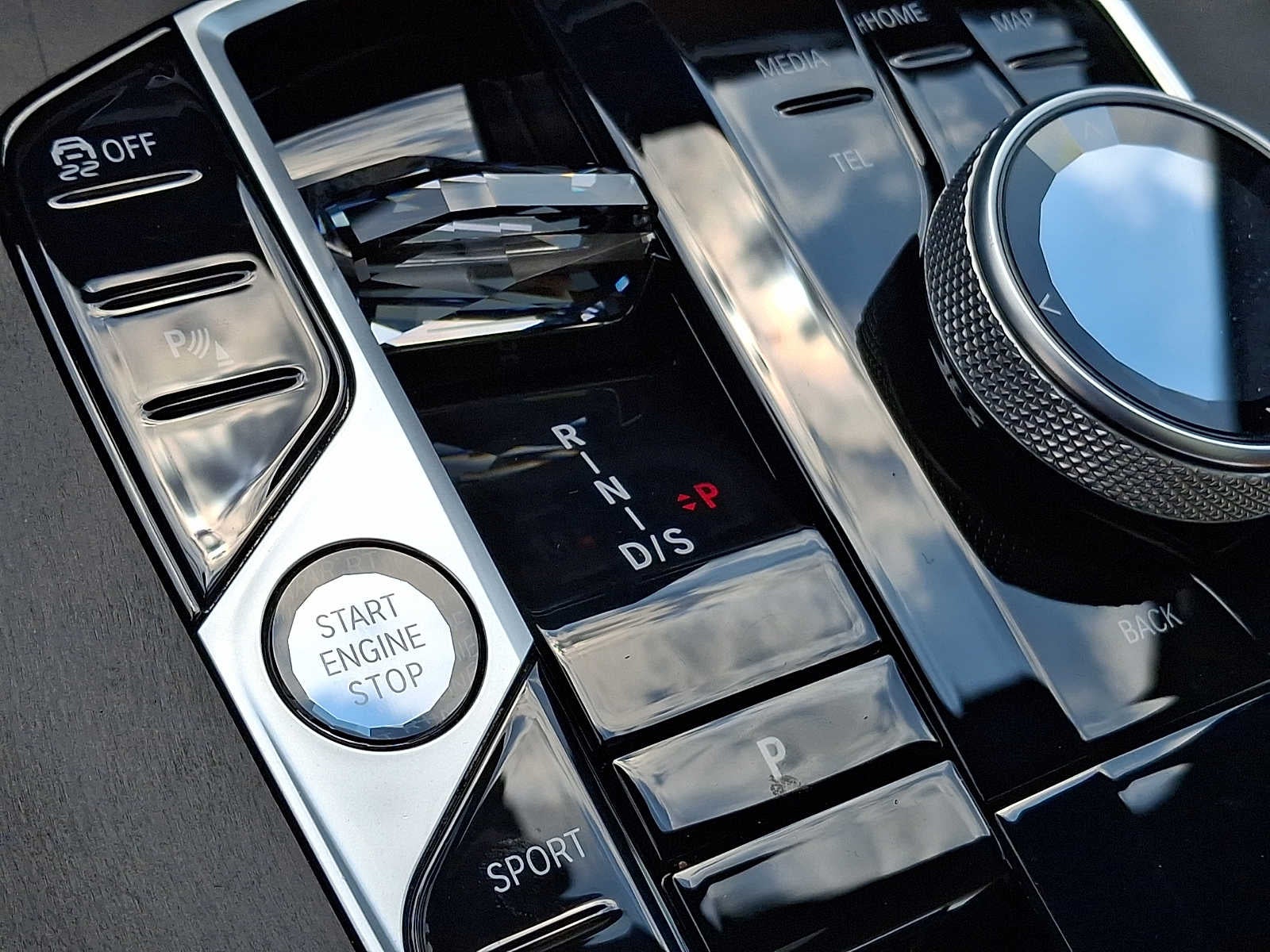 2026 BMW X7 xDrive40i Sports Activity Vehicle