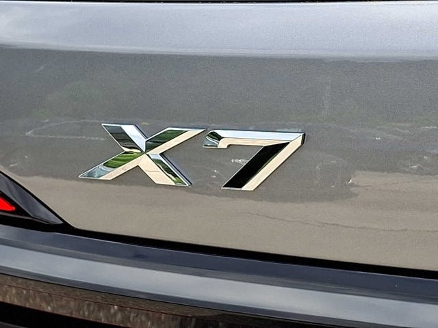 2026 BMW X7 xDrive40i Sports Activity Vehicle