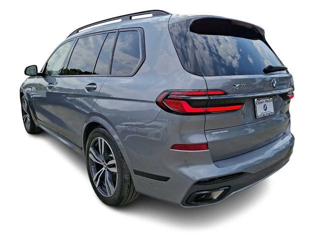 2026 BMW X7 xDrive40i Sports Activity Vehicle