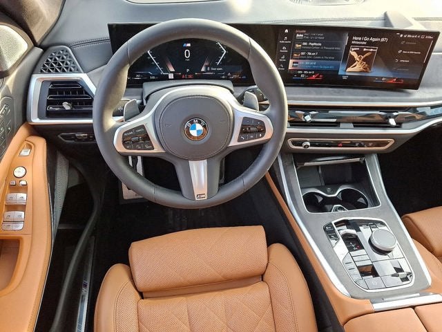 2023 BMW X7 xDrive40i Sports Activity Vehicle