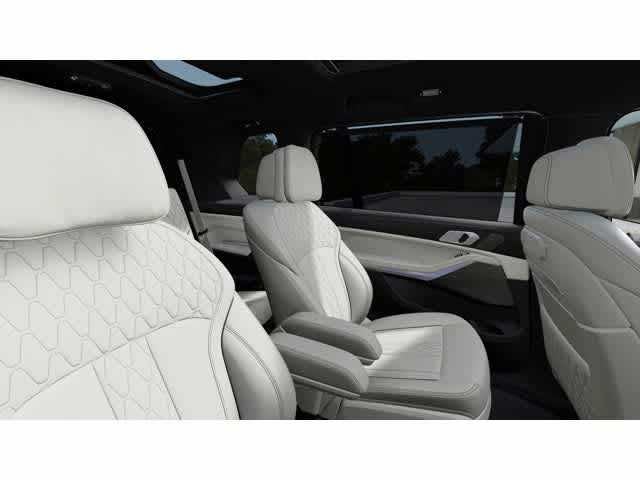 2027 BMW X7 xDrive40i Sports Activity Vehicle