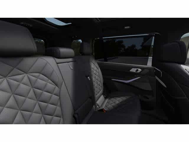 2027 BMW X7 xDrive40i Sports Activity Vehicle