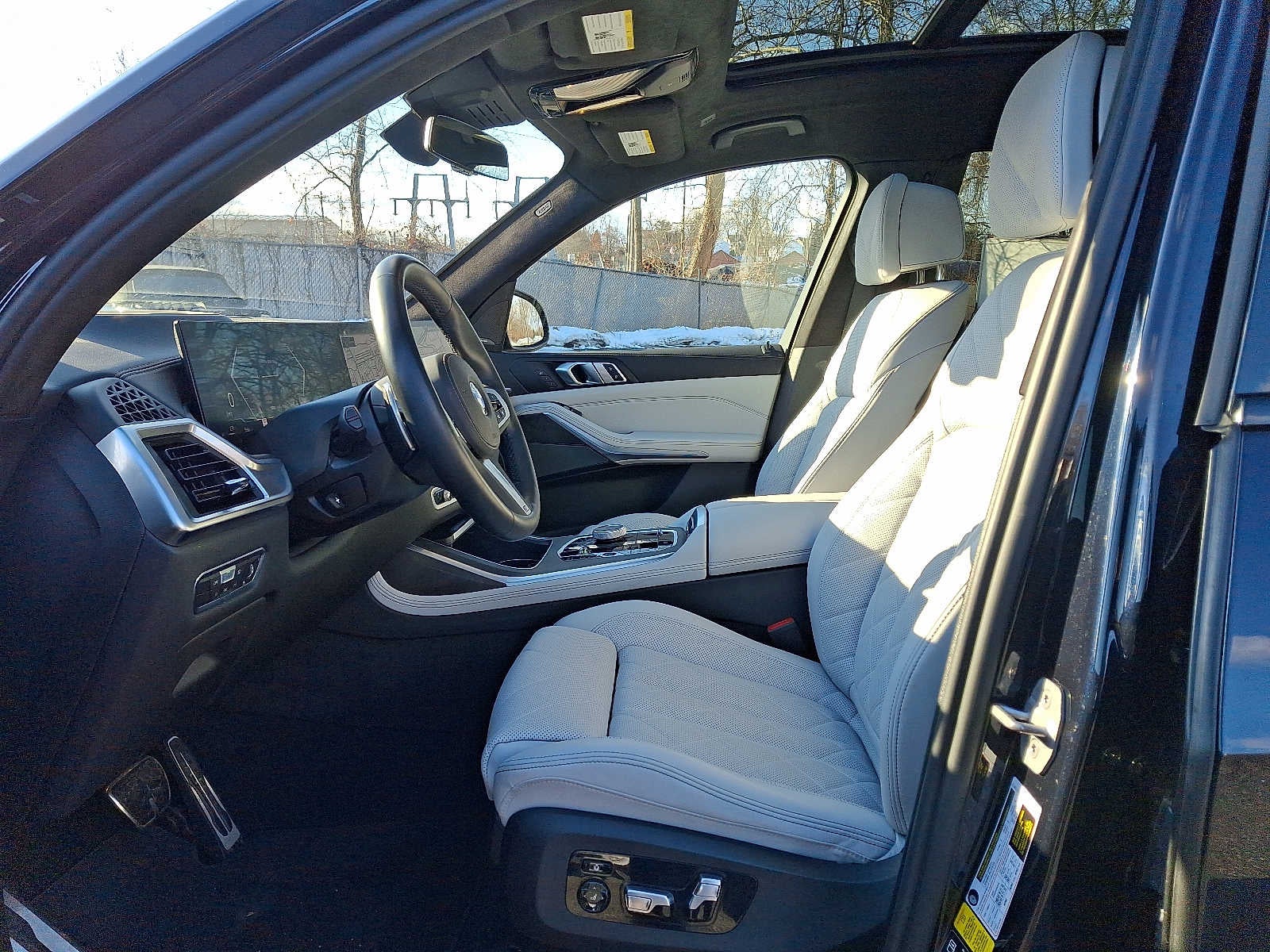 2023 BMW X7 xDrive40i Sports Activity Vehicle