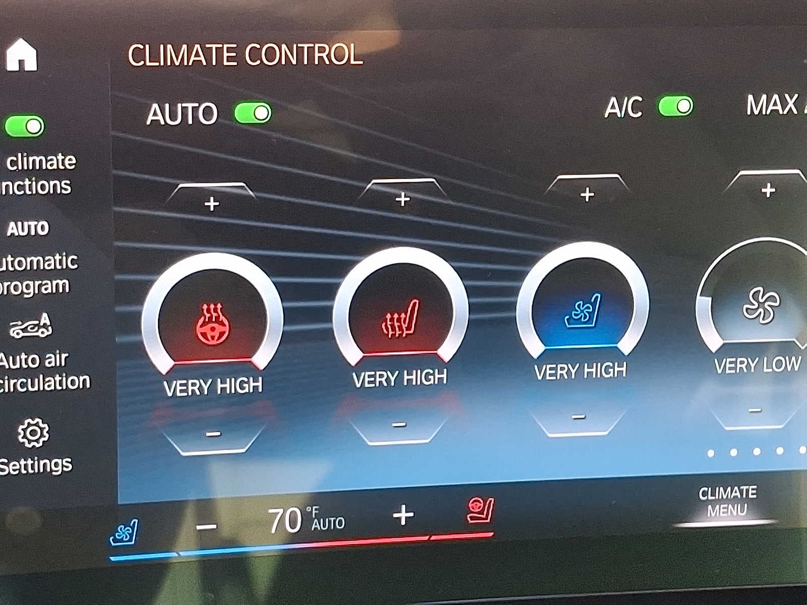 2023 BMW X7 xDrive40i Sports Activity Vehicle