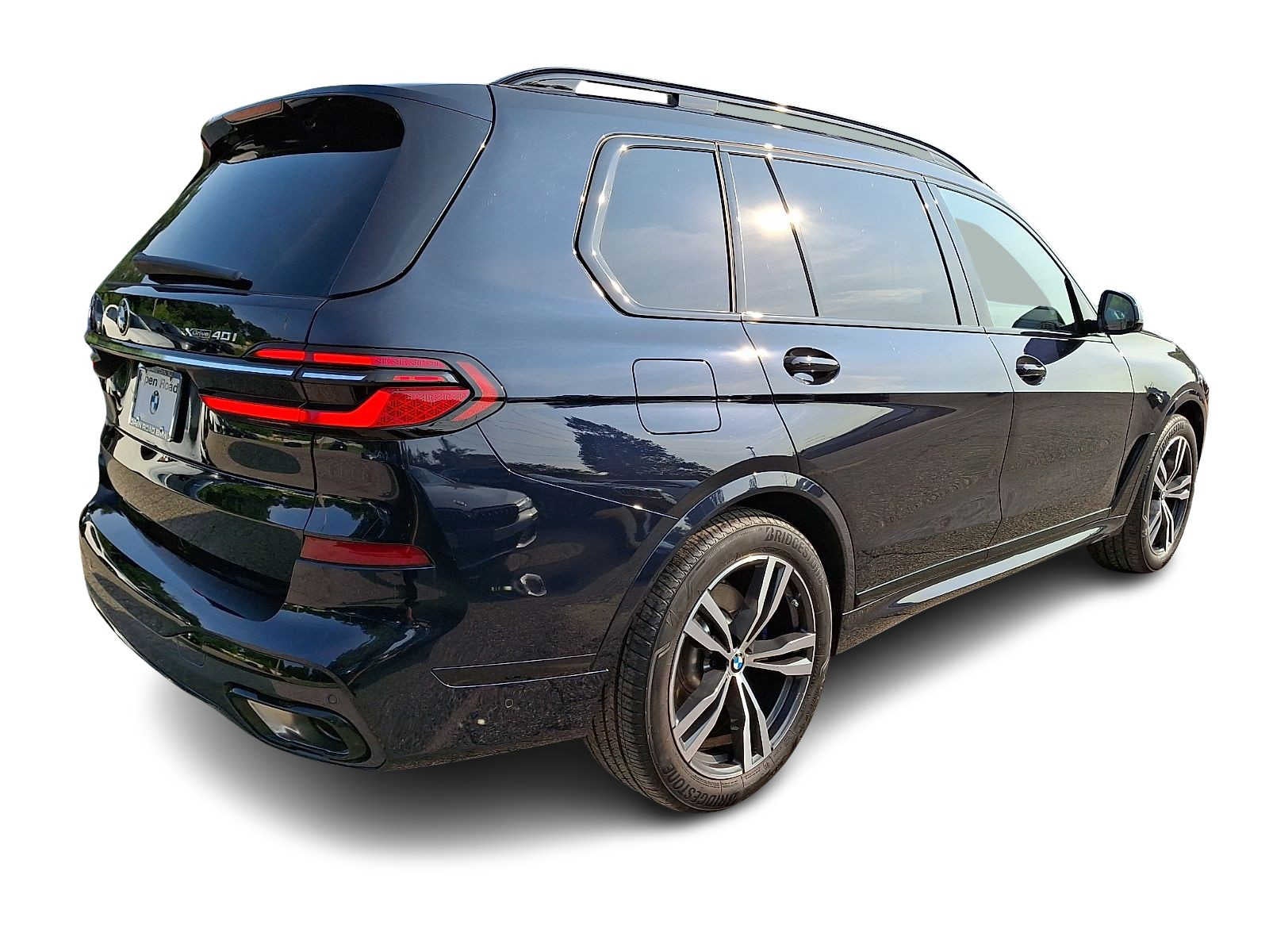 2023 BMW X7 xDrive40i Sports Activity Vehicle