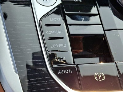 2023 BMW X7 xDrive40i Sports Activity Vehicle