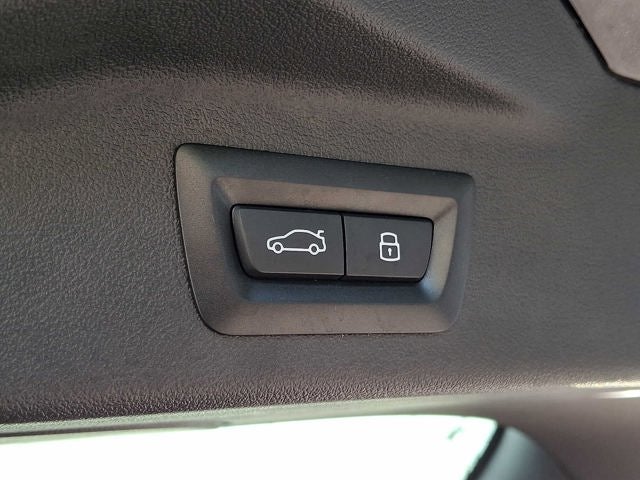 2023 BMW X7 xDrive40i Sports Activity Vehicle