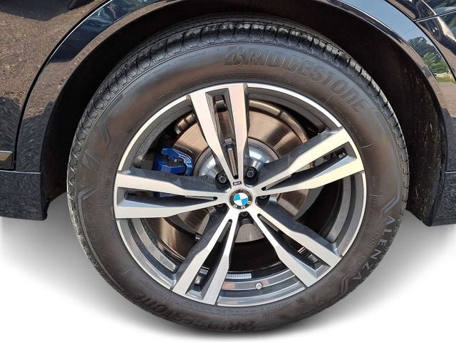 2023 BMW X7 xDrive40i Sports Activity Vehicle