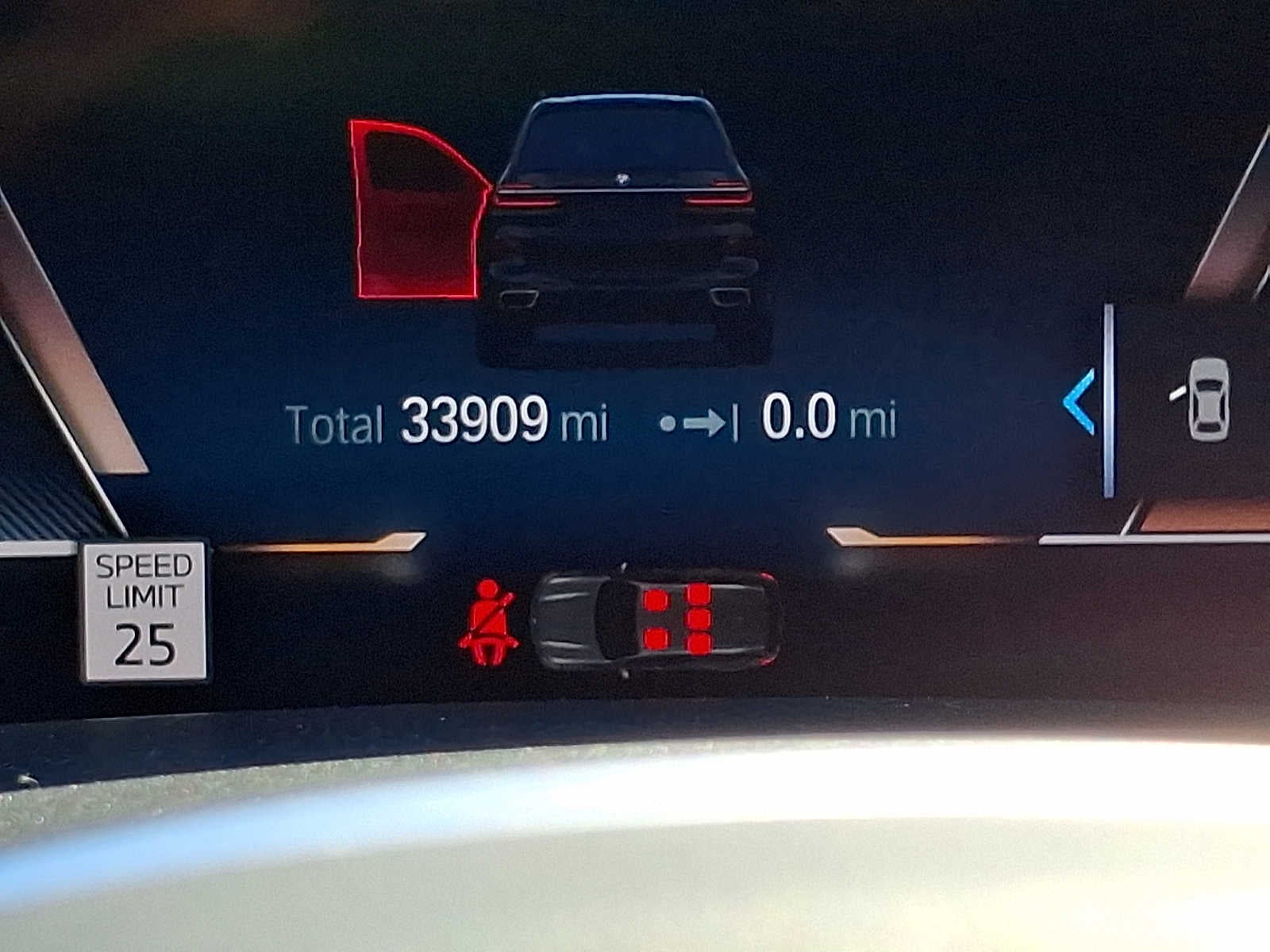 2023 BMW X7 xDrive40i Sports Activity Vehicle