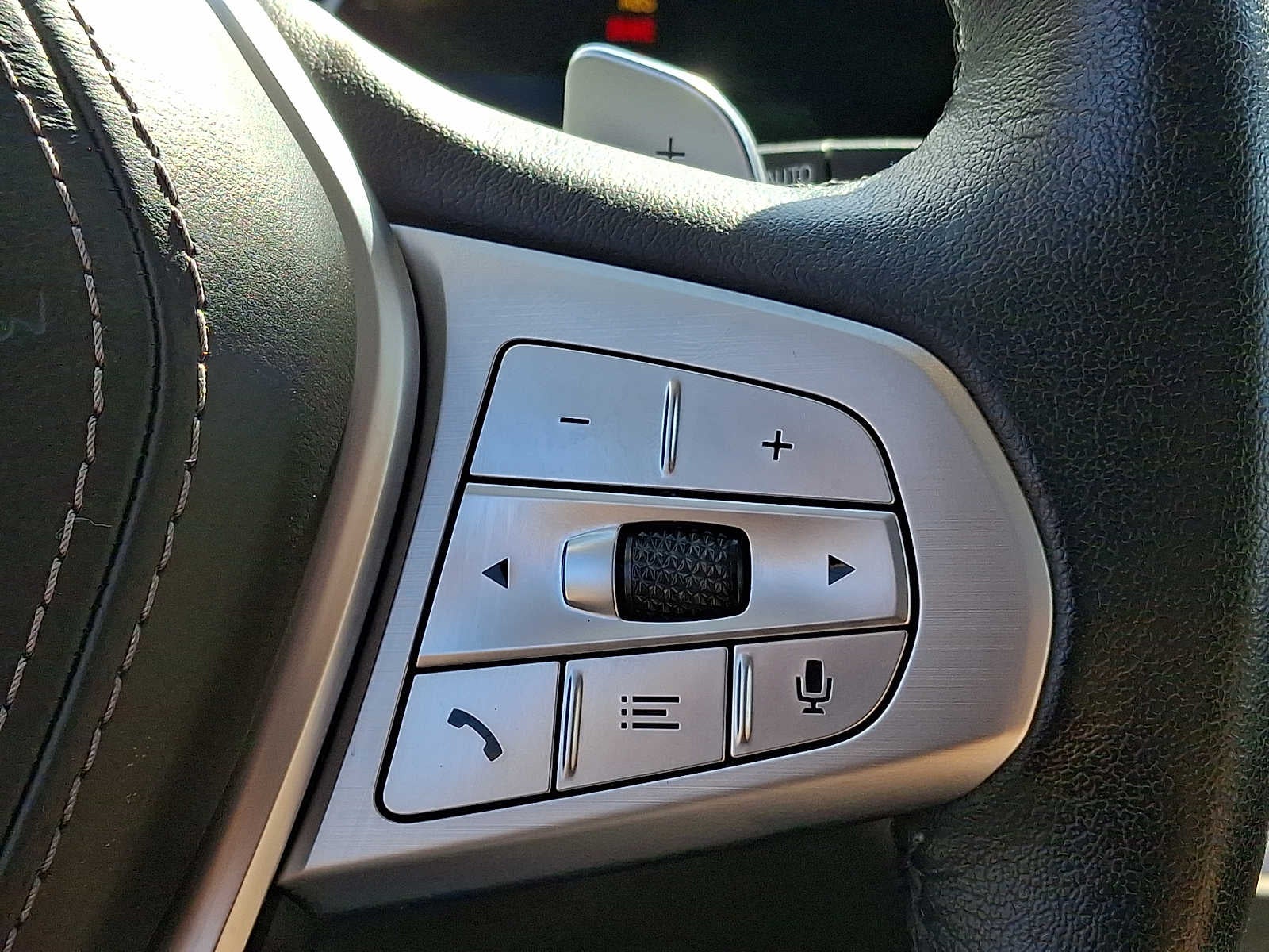 2023 BMW X7 xDrive40i Sports Activity Vehicle