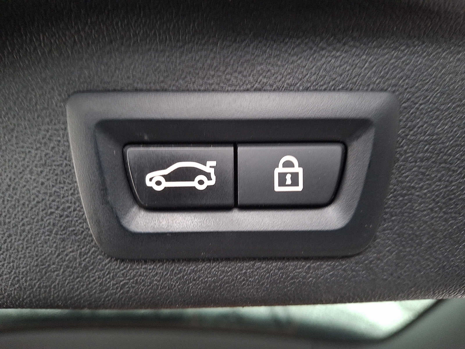 2023 BMW X7 xDrive40i Sports Activity Vehicle