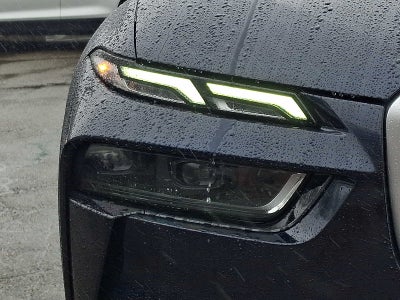 2023 BMW X7 xDrive40i Sports Activity Vehicle