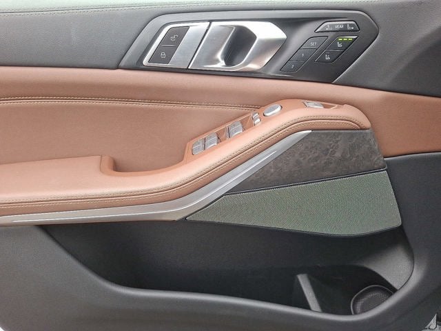 2024 BMW X7 xDrive40i Sports Activity Vehicle