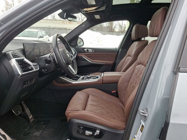 2024 BMW X7 xDrive40i Sports Activity Vehicle