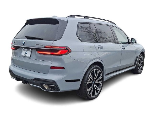 2024 BMW X7 xDrive40i Sports Activity Vehicle