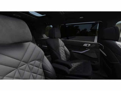 2027 BMW X7 xDrive40i Sports Activity Vehicle