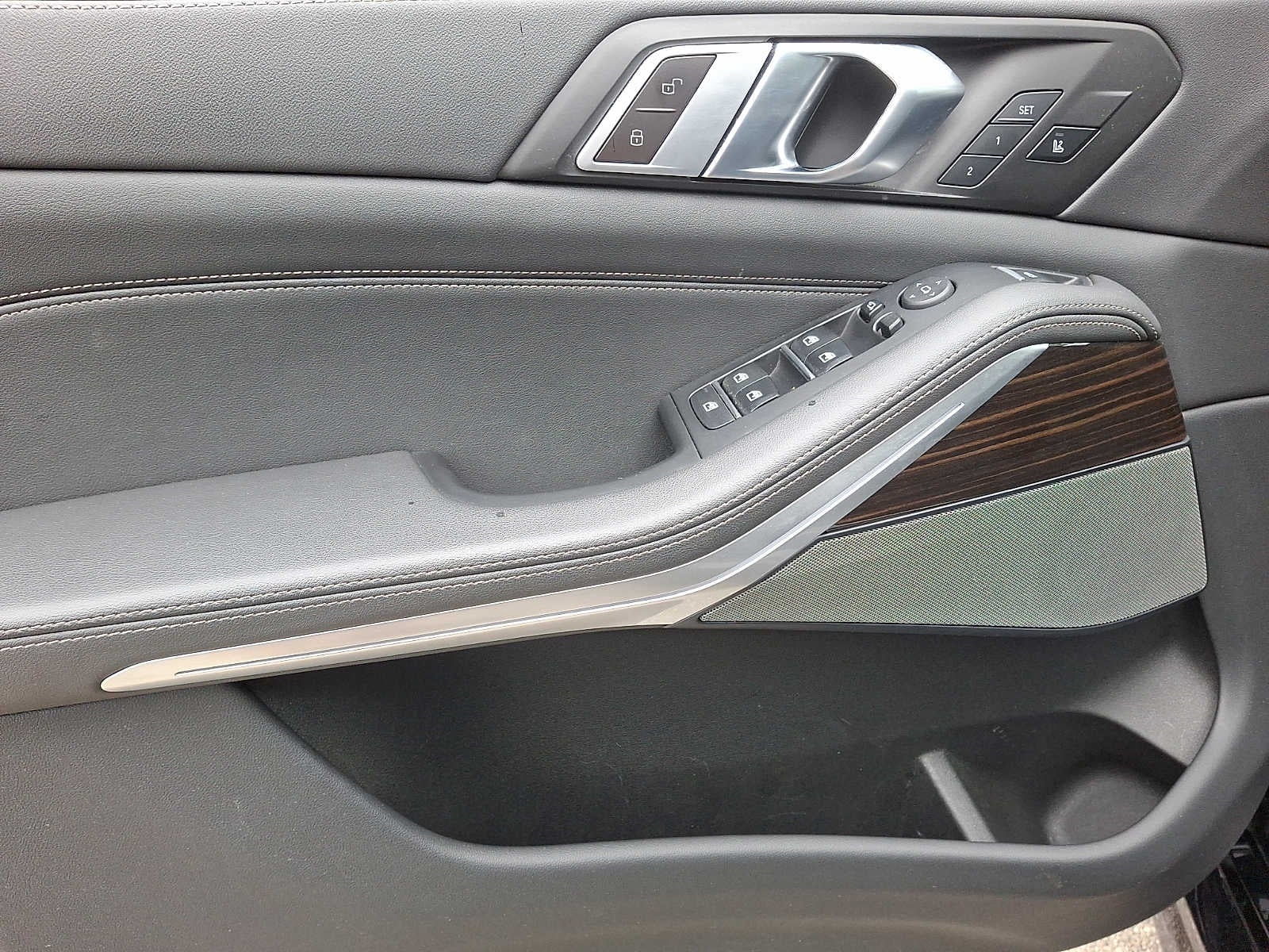 2025 BMW X5 xDrive40i Sports Activity Vehicle