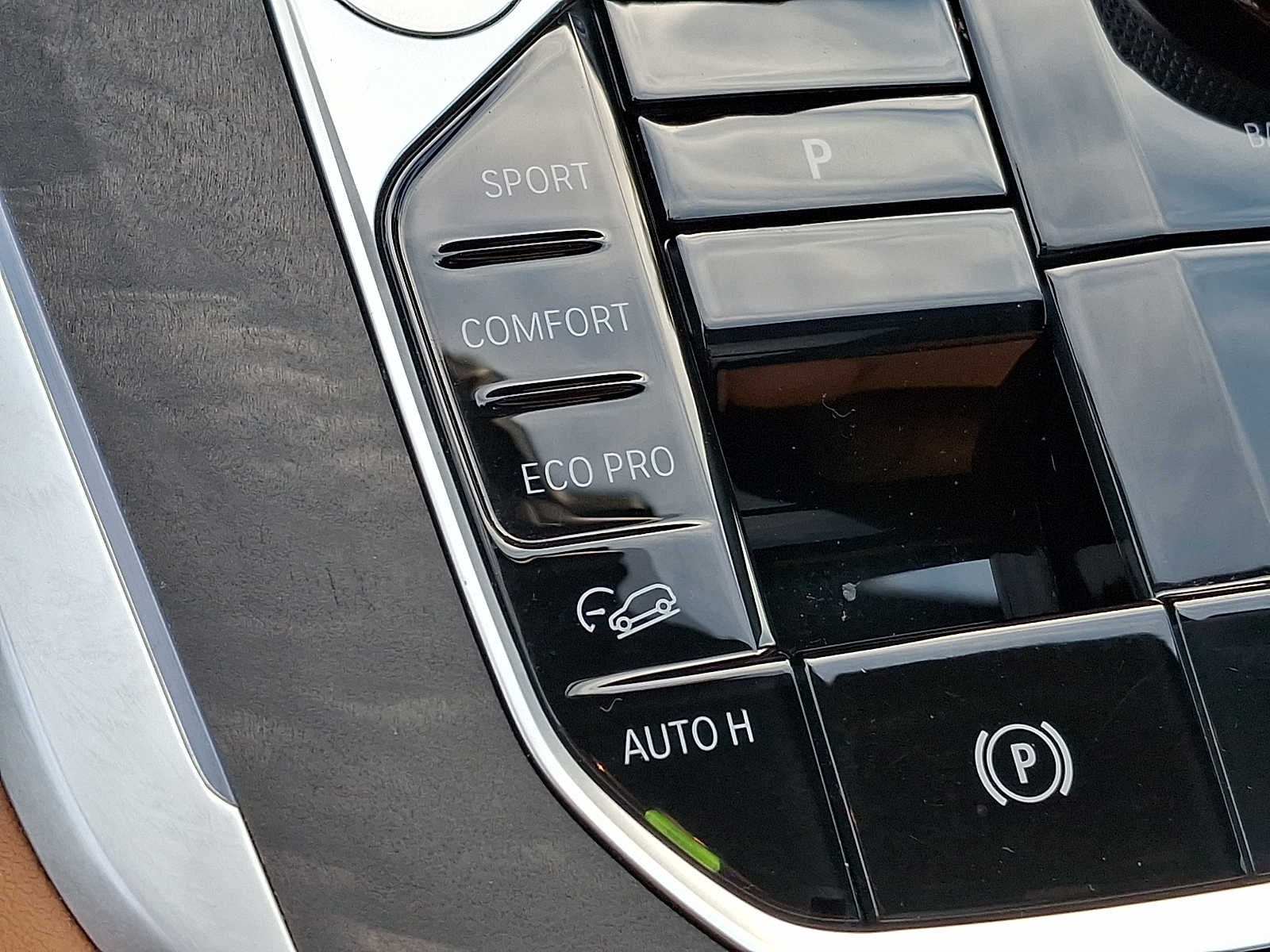 2025 BMW X5 xDrive40i Sports Activity Vehicle