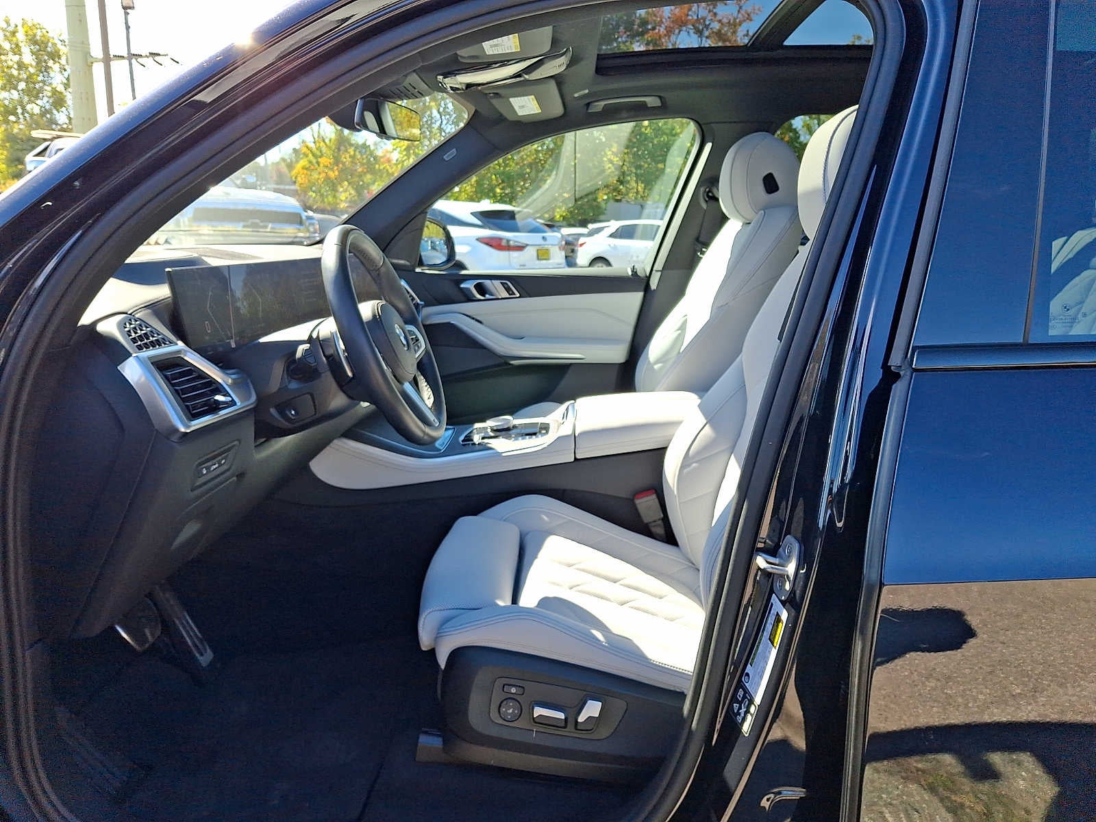 2025 BMW X5 xDrive40i Sports Activity Vehicle