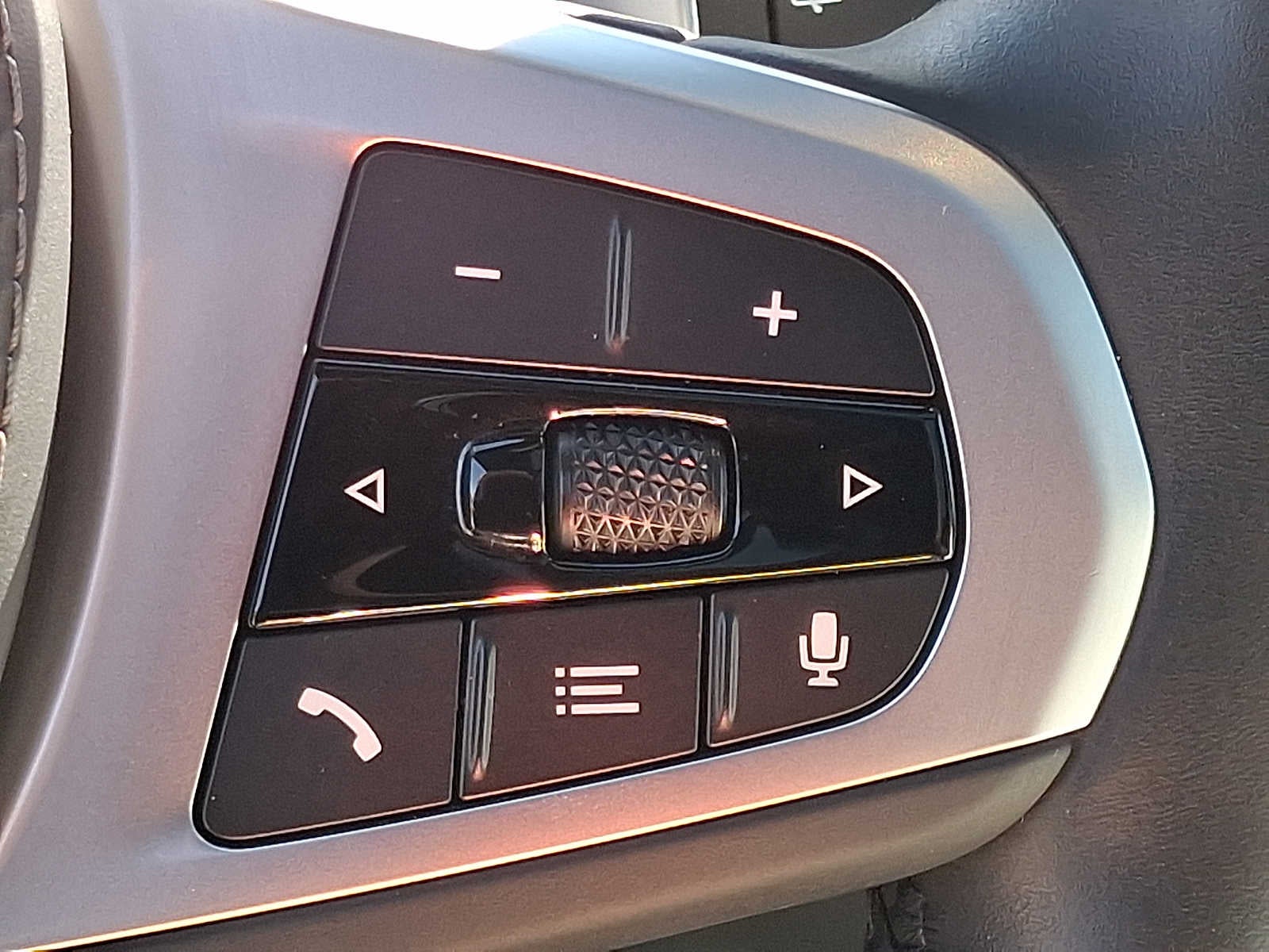 2025 BMW X5 xDrive40i Sports Activity Vehicle