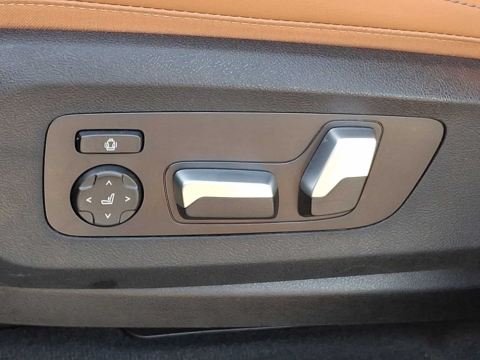 2025 BMW X5 xDrive40i Sports Activity Vehicle