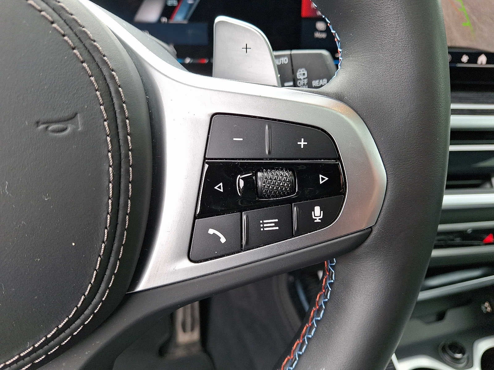 2025 BMW X7 M60i Sports Activity Vehicle