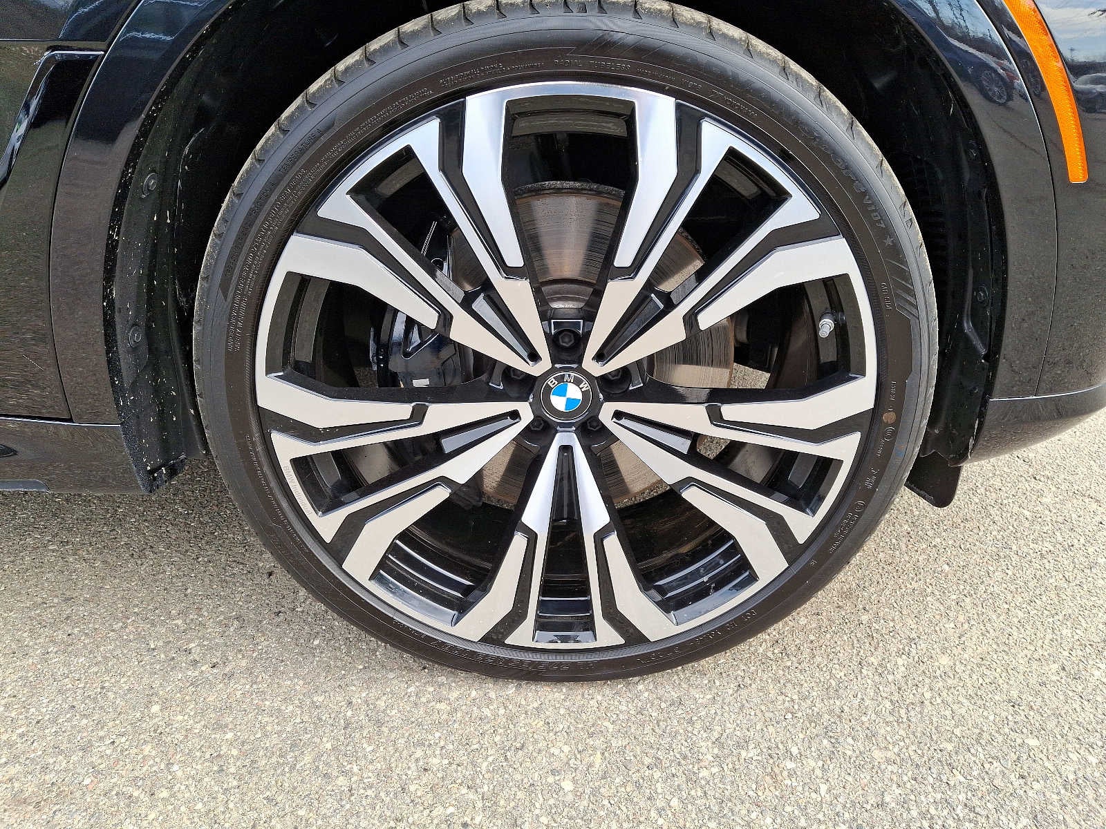 2025 BMW X7 M60i Sports Activity Vehicle