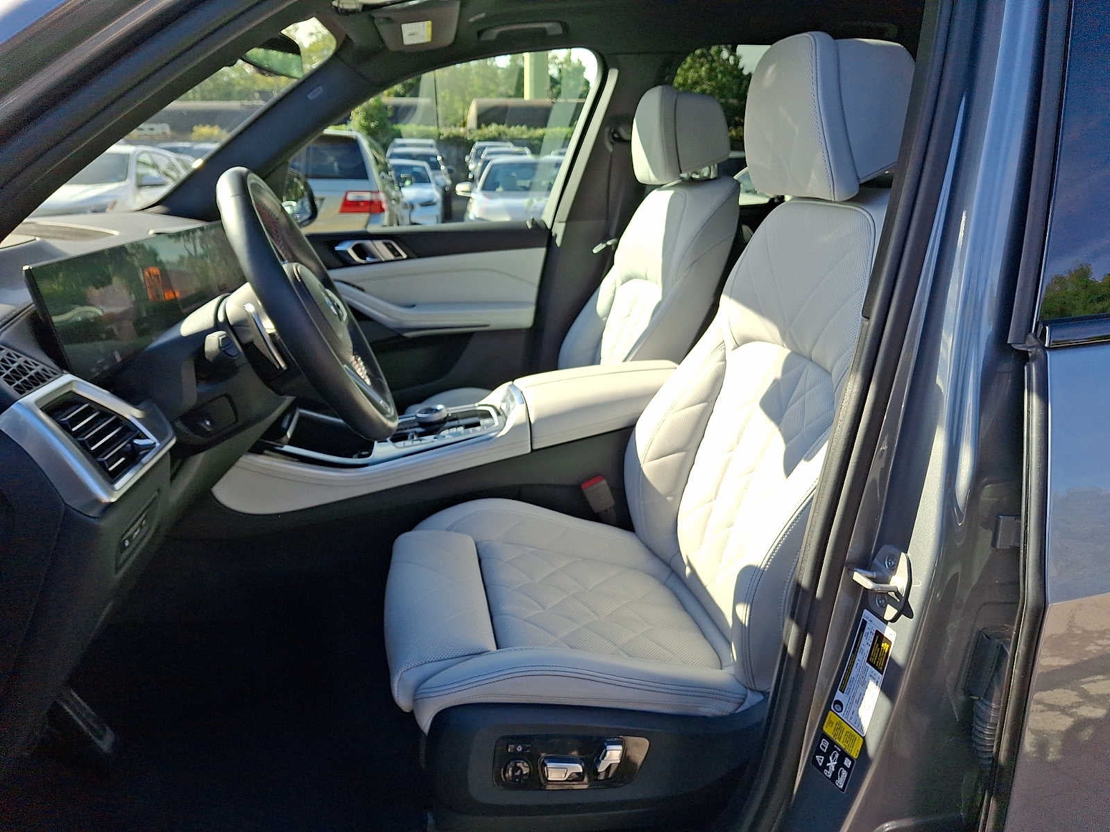 2024 BMW X5 M60i Sports Activity Vehicle