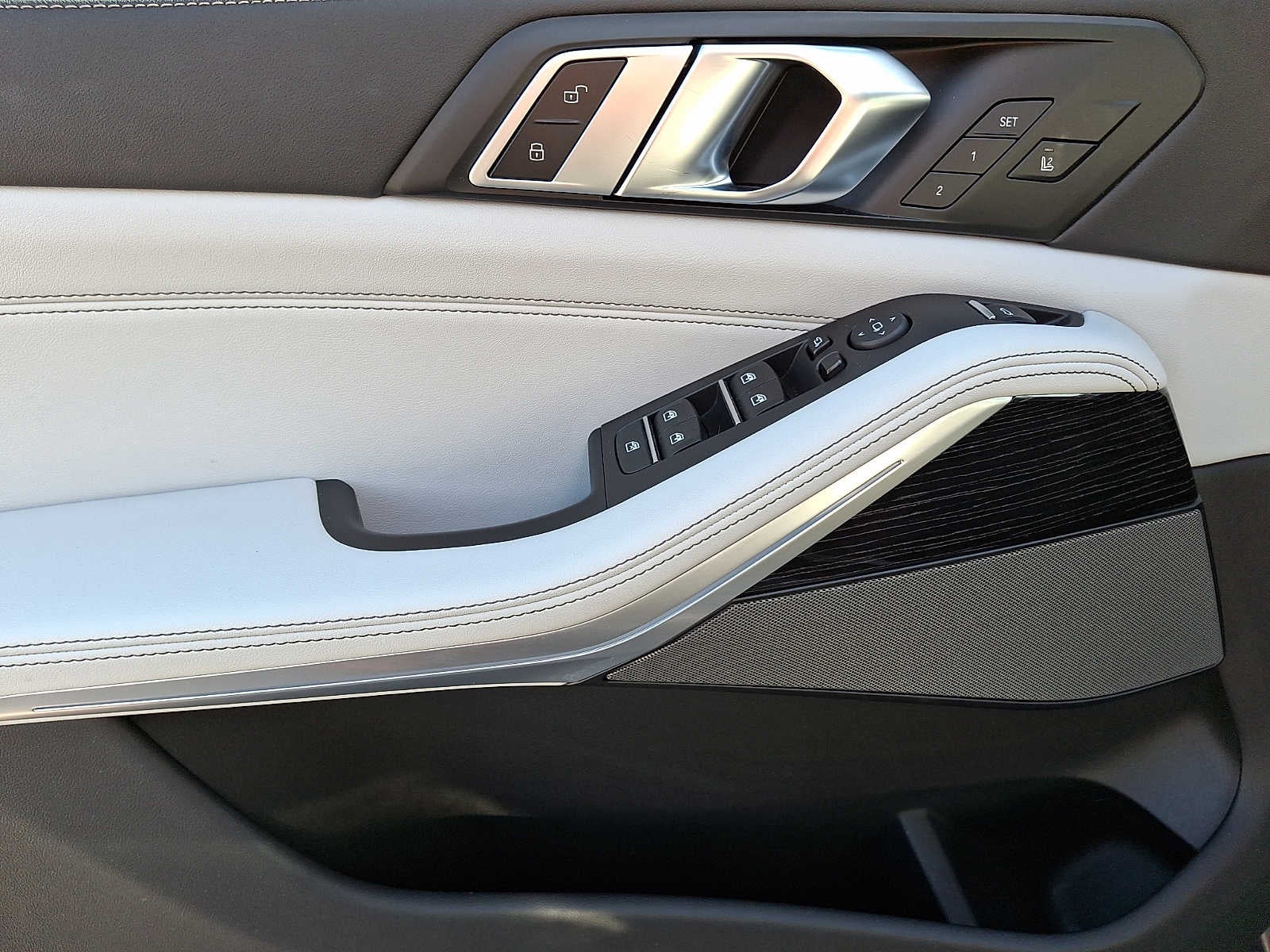 2024 BMW X5 M60i Sports Activity Vehicle