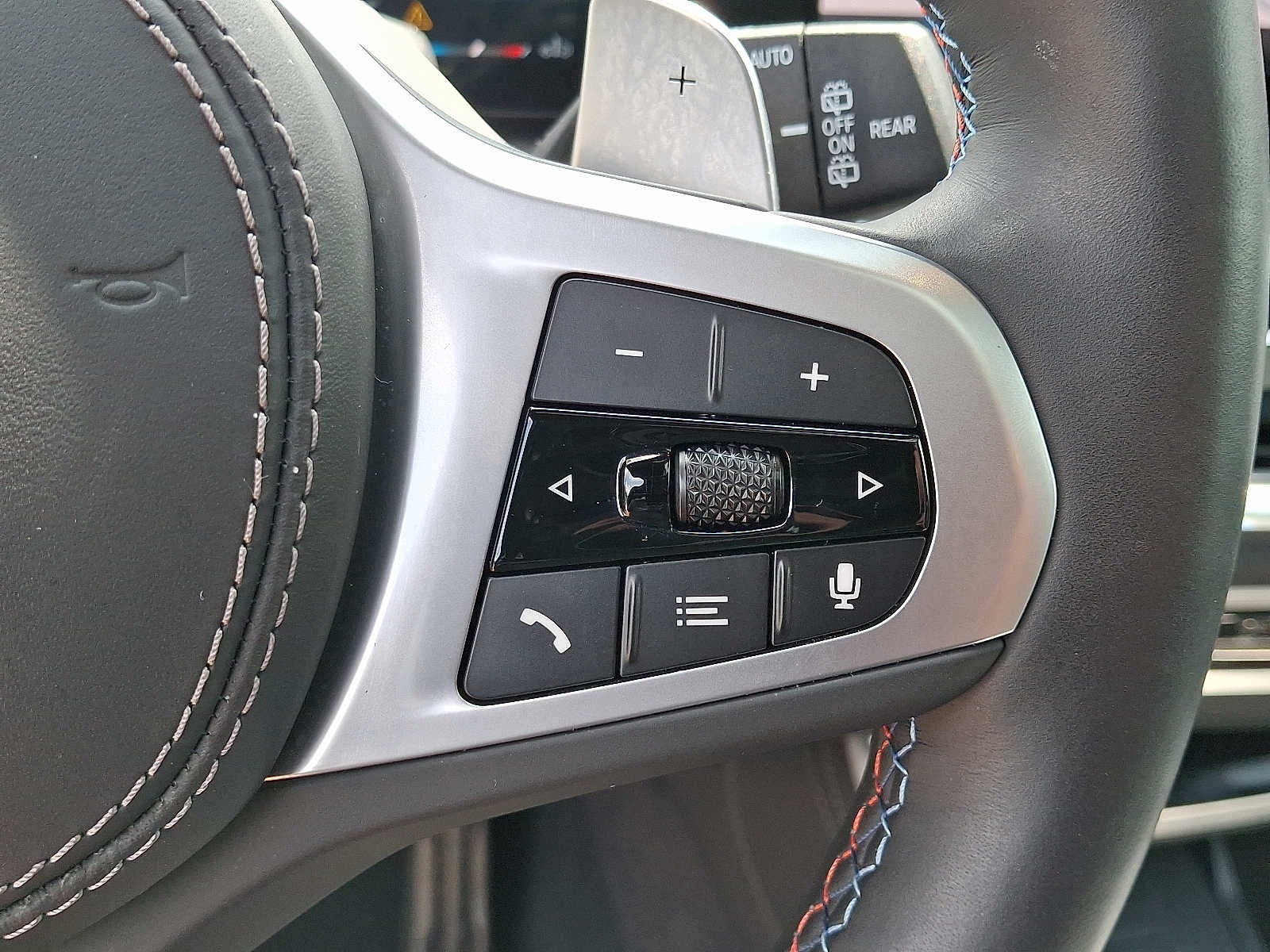 2025 BMW X5 M60i Sports Activity Vehicle