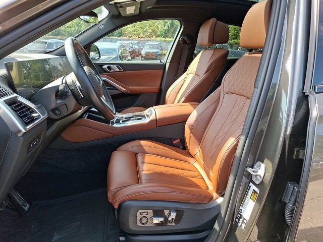 2025 BMW X6 xDrive40i Sports Activity Coupe