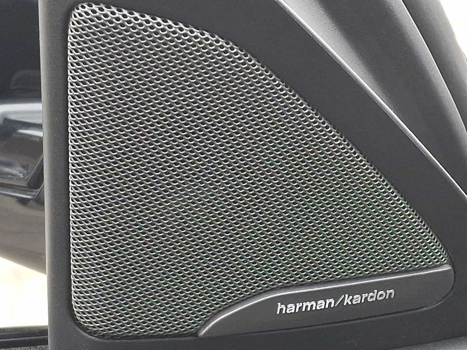 2024 BMW X6 xDrive40i Sports Activity Coupe