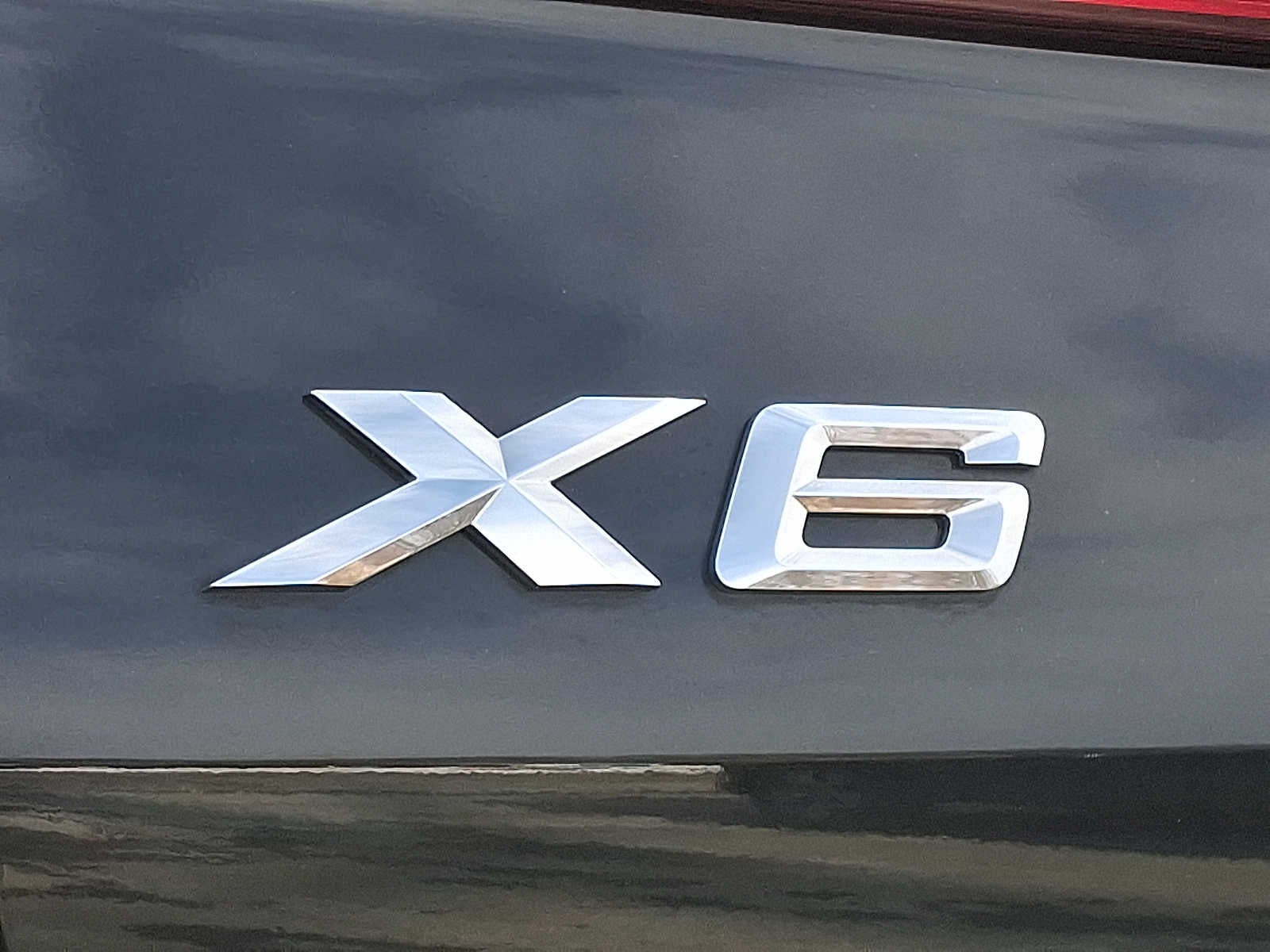 2025 BMW X6 xDrive40i Sports Activity Coupe