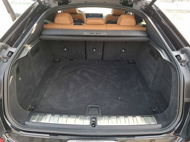 2025 BMW X6 xDrive40i Sports Activity Coupe